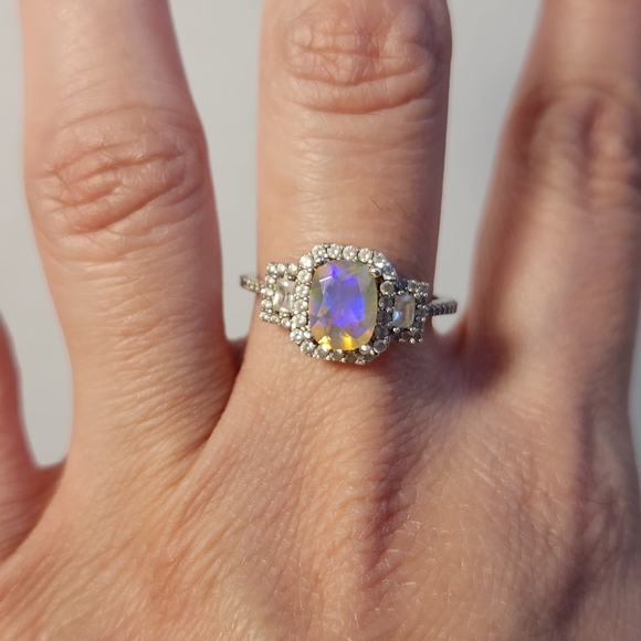 [On HOLD/repair] Sizeable Real/Natural Ethiopian Opal 925 Silver Ring Sz 8 - Picture 4 of 16
